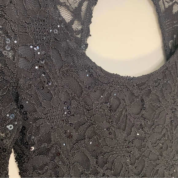 Women’s Juniors Reign On Black Lace Sequins Dress Size Large NWT - Picture 4 of 10